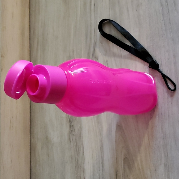 Tupperware Set - Picture 2 of 16